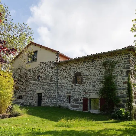 Bed & Breakfast En Ferme Traditionnelle Avec Terrasse En Haute-loire - Fr-1-582-488 Arsac-en-Velay