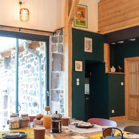 En Ferme Traditionnelle Avec Terrasse En Haute-loire - Fr-1-582-488 Arsac-en-Velay